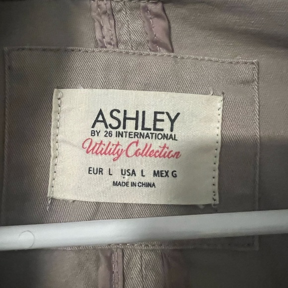 Jacket - Picture 3 of 3